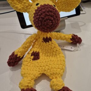 Crochet Giraffe Snuggler