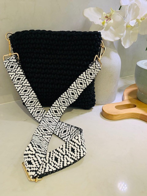 Harper Crossbody Bag - Black & White